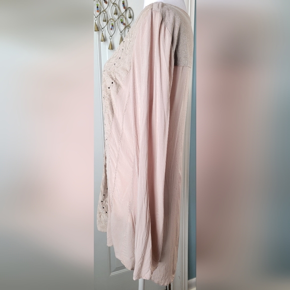 Monoreno Button-Up Faux Suade Tunic Women's S Taupe Lace Like Pattern w/ Eyelets - Picture 2 of 12